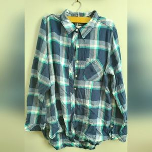 Blue flannel with breast pocket.Size L